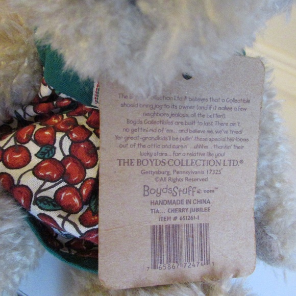 "Tia...Cherry Jubilee" #65126-1 Boyds Bear Collection - Picture 5 of 7